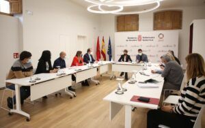 Lee más sobre el artículo El equipo de Clúster SOS Ucrania se reúne con la presidenta de Navarra